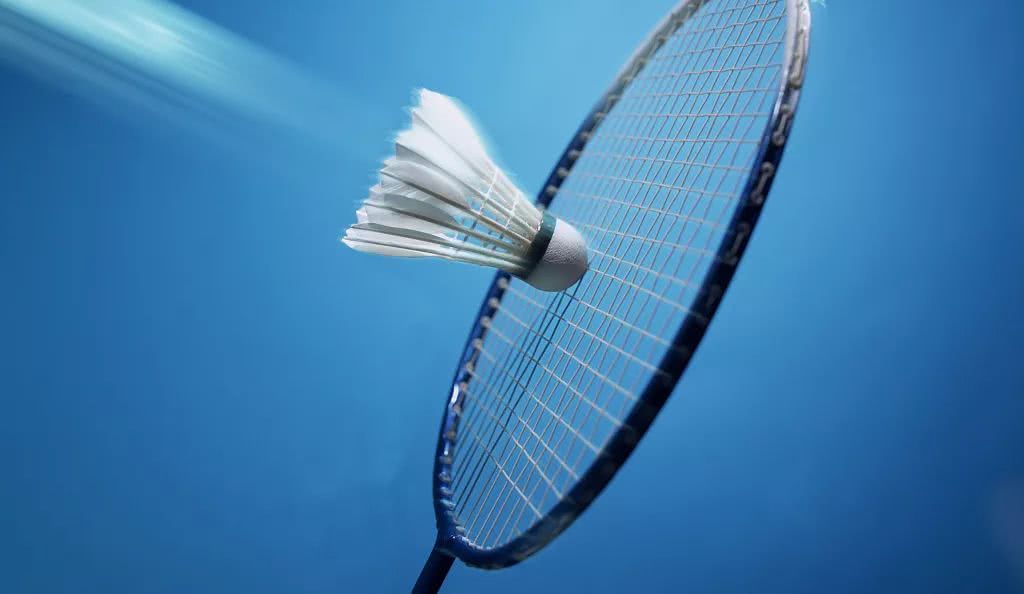 绩不仅彰显 绩不仅彰显